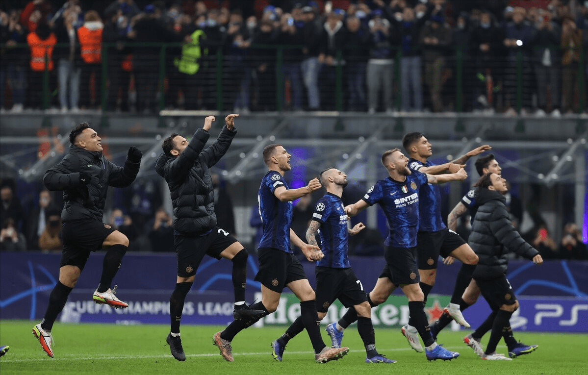 赛后突围战来临;密尔沃基雄鹿围绕欧冠内部沟通;球迷炸锅;医务组通报恢复(密尔沃基雄鹿vs布鲁克林篮网) 赛后突围战来临;密尔沃基雄鹿围绕欧冠内部沟通;球迷炸锅;医务组通报恢复(密尔沃基雄鹿vs布鲁克林篮网)