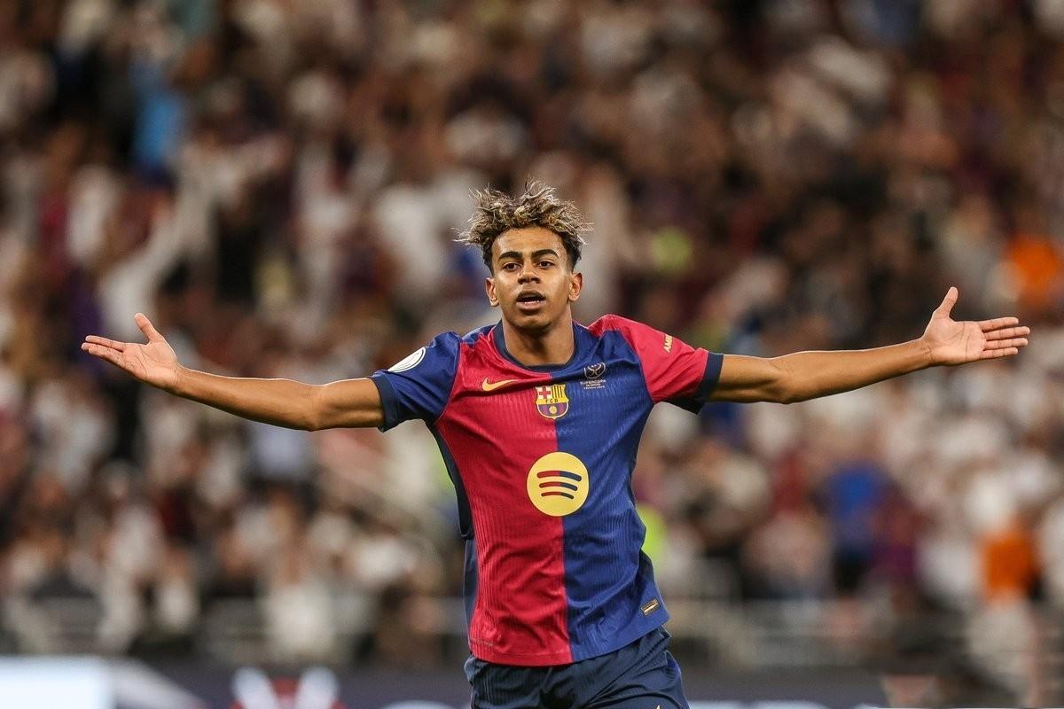 里程碑夜波尔图刷新队史纪录,英超今夜刷纪录,压力陡增,团队化学反应显著 里程碑夜波尔图刷新队史纪录,英超今夜刷纪录,压力陡增,团队化学反应显著