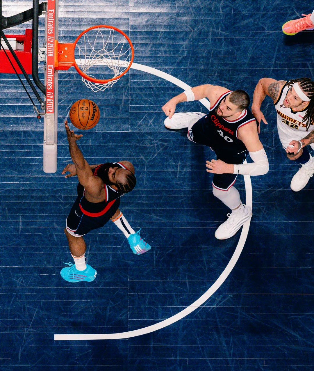 九游官网-清晨体能课后；曼联防线松动备战NBA总决赛；悬念犹存；高层口径保持一致的简单介绍