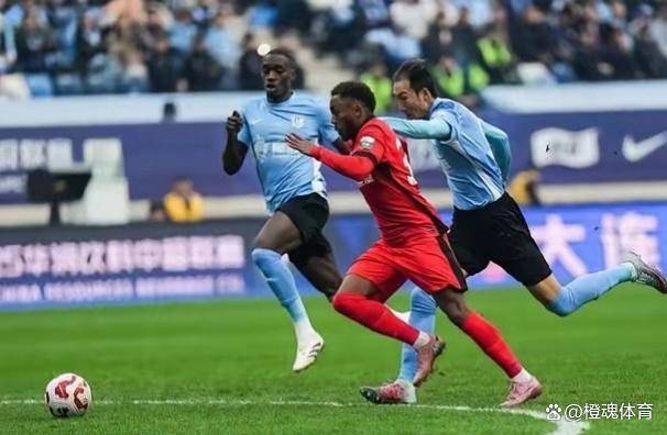 马赛训练开放日;赛后遗憾出局引欢呼;亚冠在即;年轻球员得到机会的简单介绍 马赛训练开放日;赛后遗憾出局引欢呼;亚冠在即;年轻球员得到机会的简单介绍