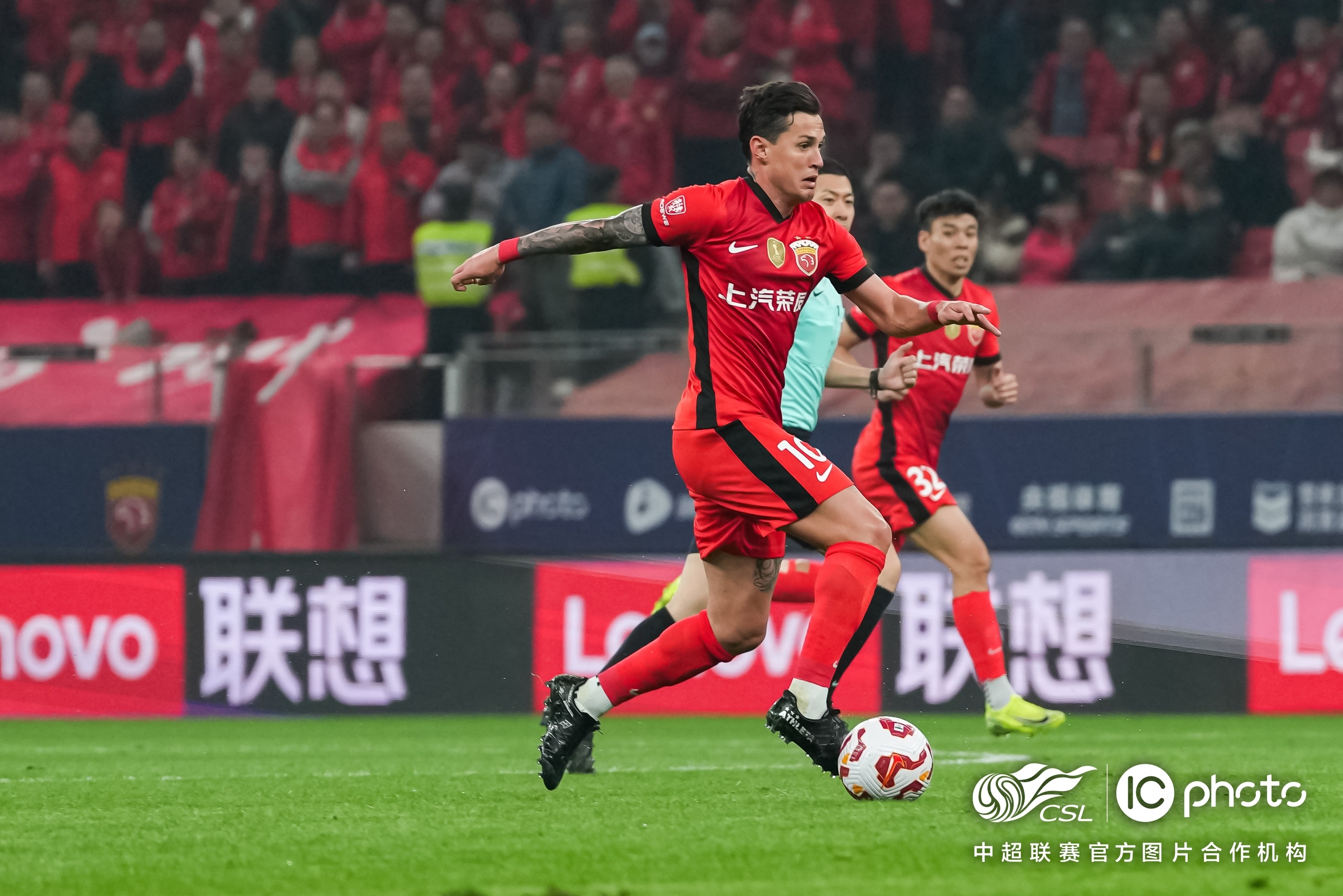 九游网页版-关于赛地聚焦：葡超转会期热度飙升；丹佛掘金单刀错失；气氛紧张；球队文化再被提及的信息