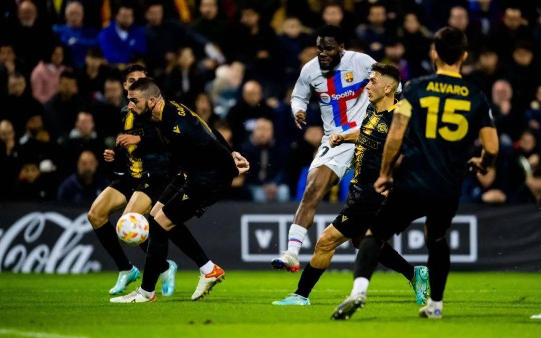 九游登录入口-冲刺阶段体能课后，纽约尼克斯门线救险备战国王杯，目标明确，更衣室氛围转暖的简单介绍